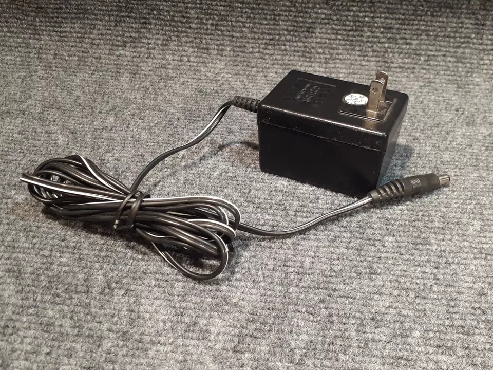 *Brand NEW*Out AC9v 750mA AC-AC Adapter Direct Plug-In Class 2 Transformer SB41-120A In: AC120v Power Supply